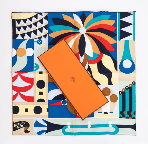 HERMES スカーフ Parade en Fanfare Detail scarf 45 直営店包装 Parade en Fanfare Detail scarf 45 | Hermès UK