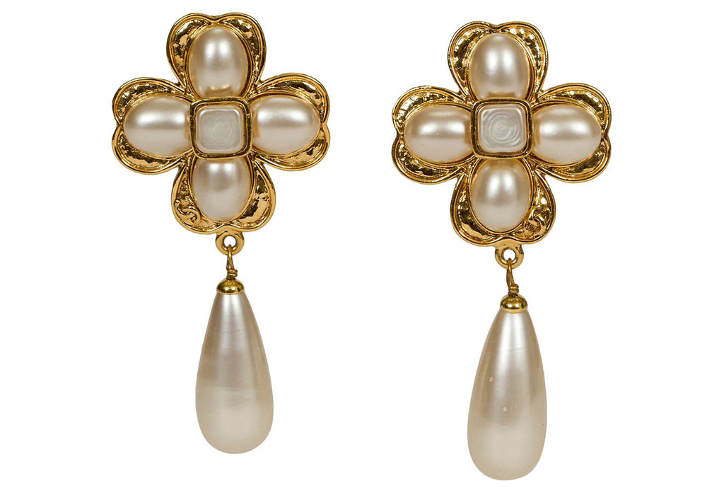 Chanel Clover Flower Pearl Earrings