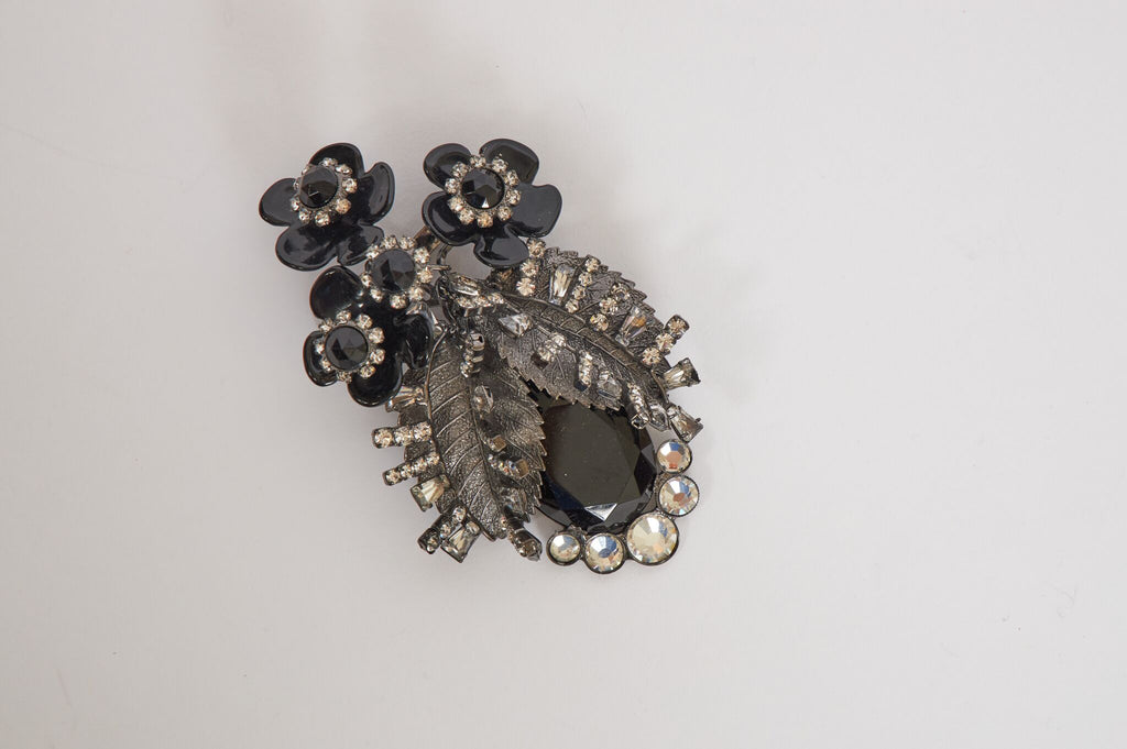 Vrba Black Flower Cluster Brooch