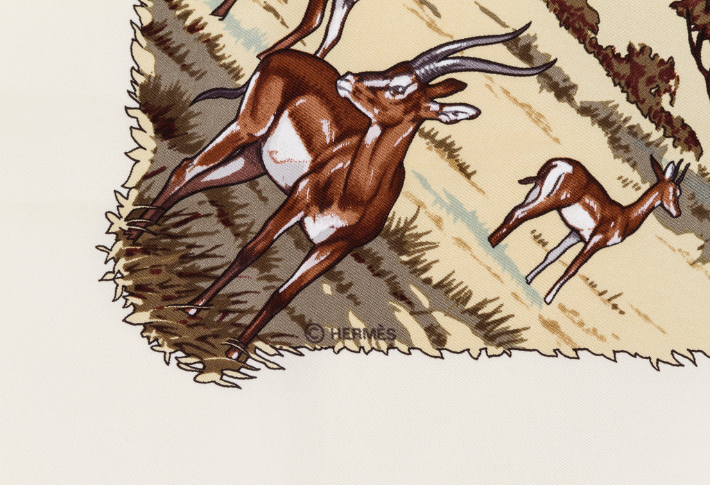 Hermès Cream Silk Tanzanie Scarf Dallet