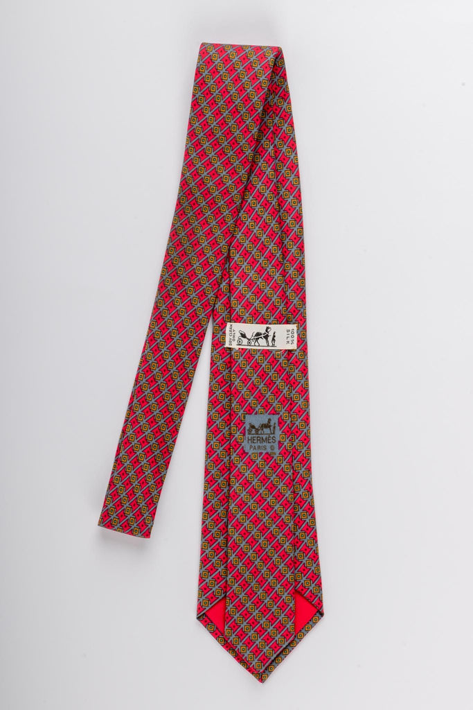 Hermès Hot Pink Geometric Silk Tie