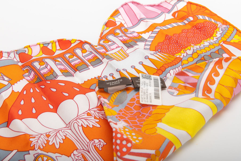 Hermes Lim.Ed. Gastronomie Heart Scarf