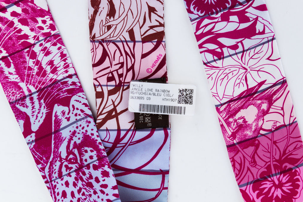 Hermes Ghepard Pink blue  Silk Twilly