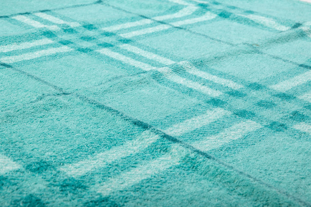 Burberry New Turquoise Cotton Towel