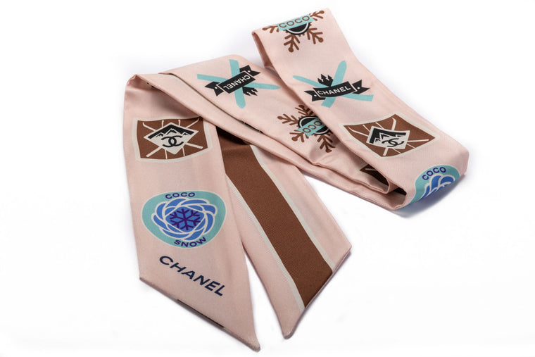 Chanel BN Coco Niege Pink  Silk Twilly