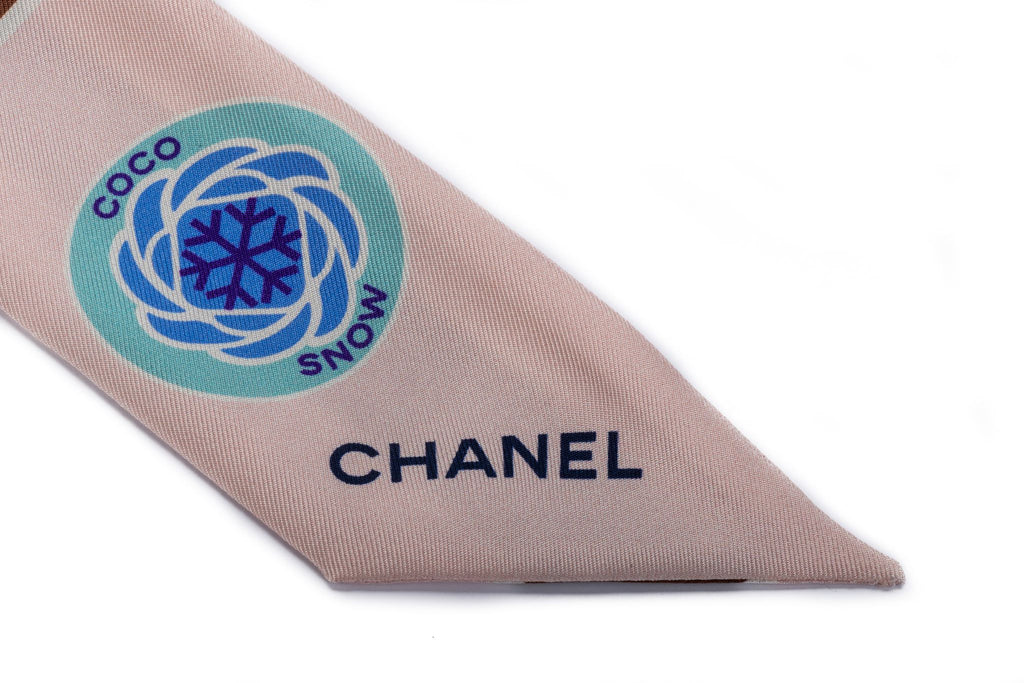 Chanel BN Coco Niege Pink  Silk Twilly