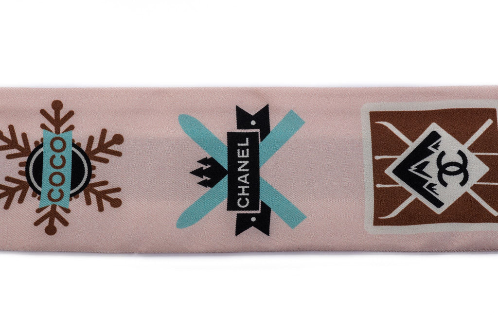 Chanel BN Coco Niege Pink  Silk Twilly