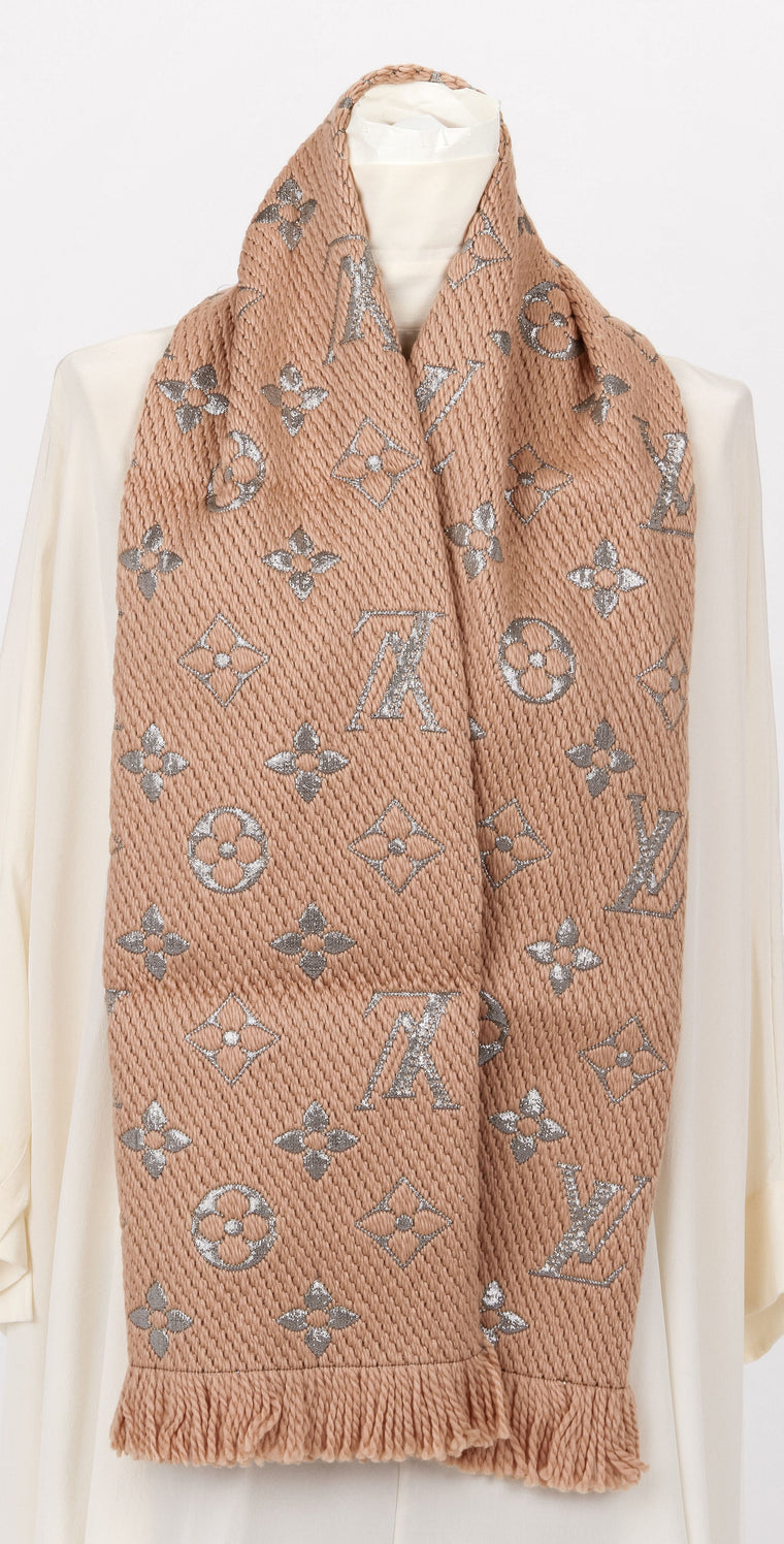 New Vuitton Logomania Beige Shine Scarf