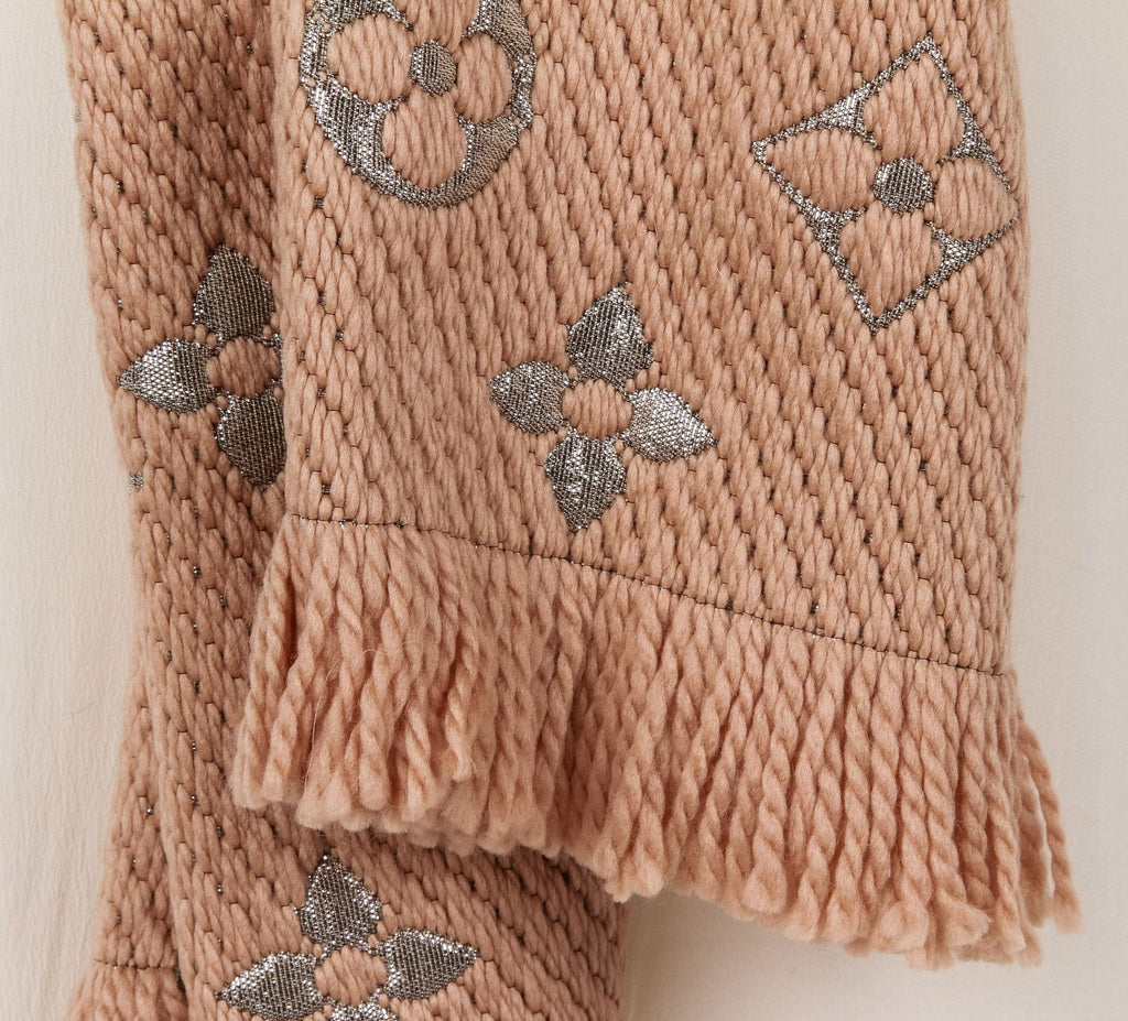 New Vuitton Logomania Beige Shine Scarf