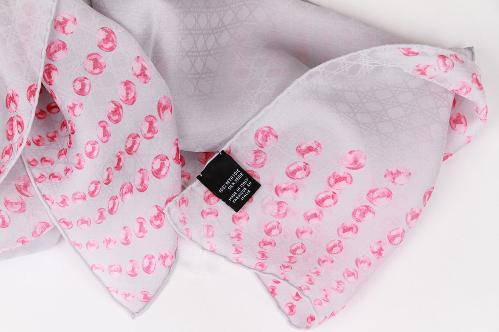 Dior brand new gray quilted silk stole