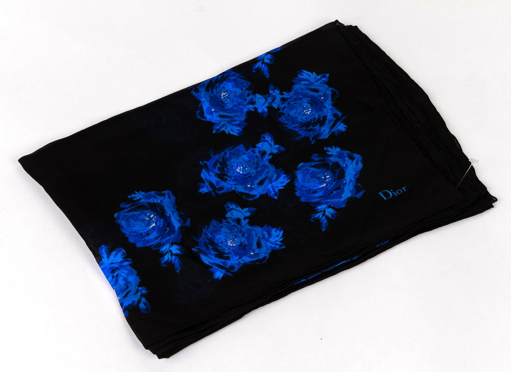 Dior new black quilted stole silk flower