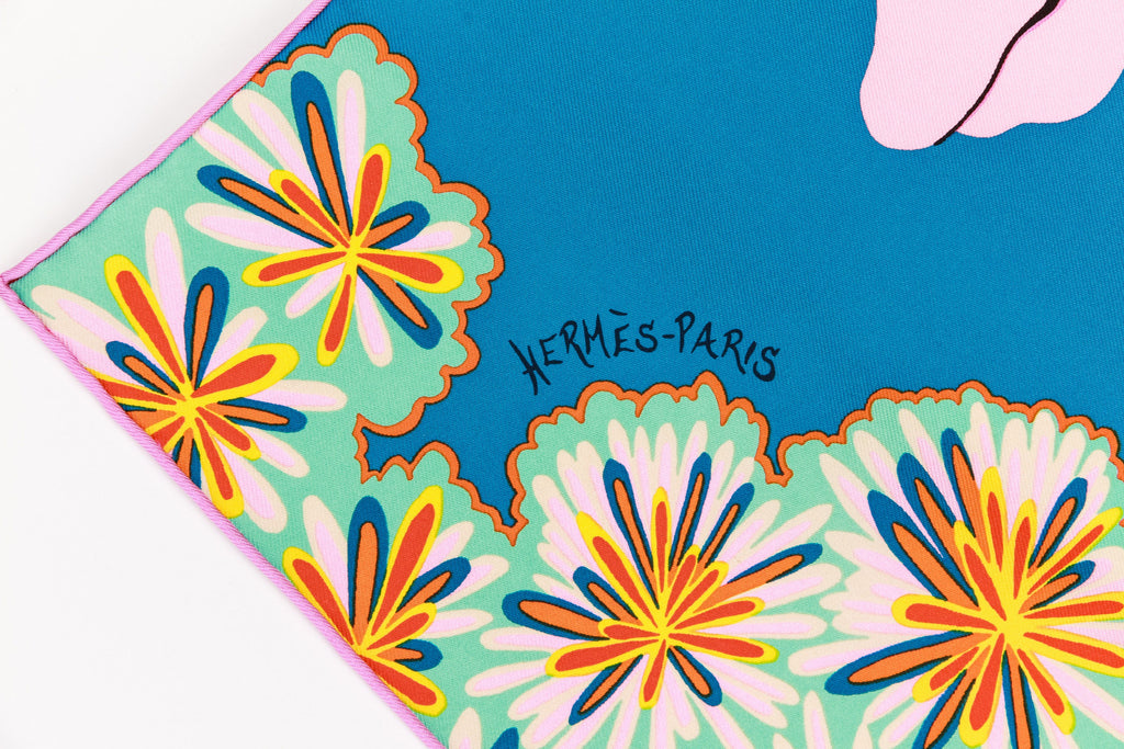 Hermès Pink Silk Giraffe Gavroche Scarf