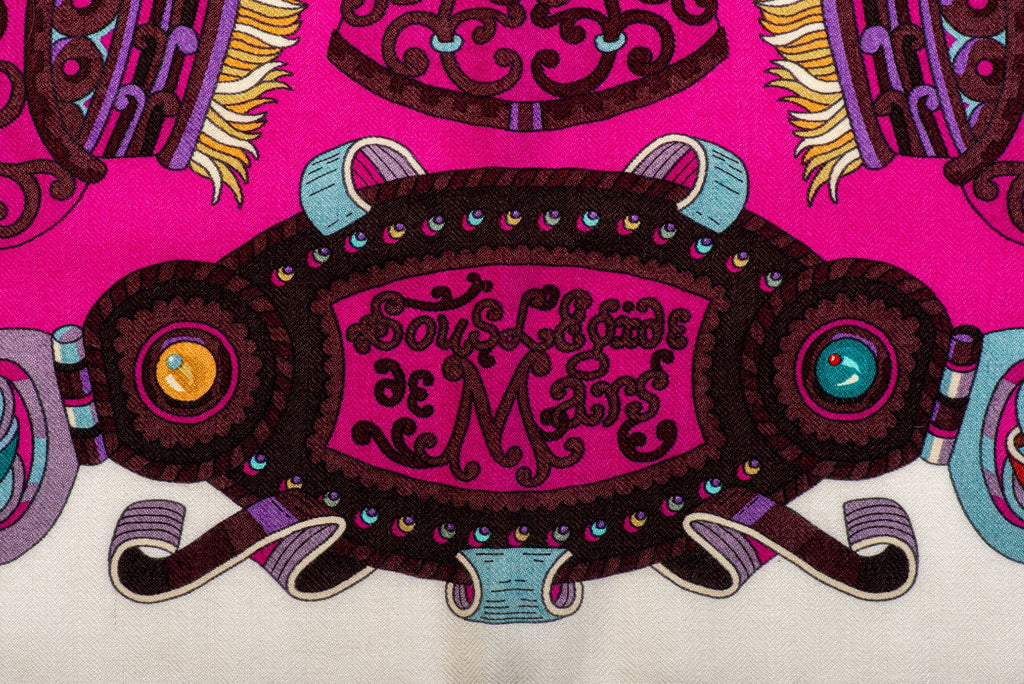 Hermès Sous lâ™egide de mars Shawl