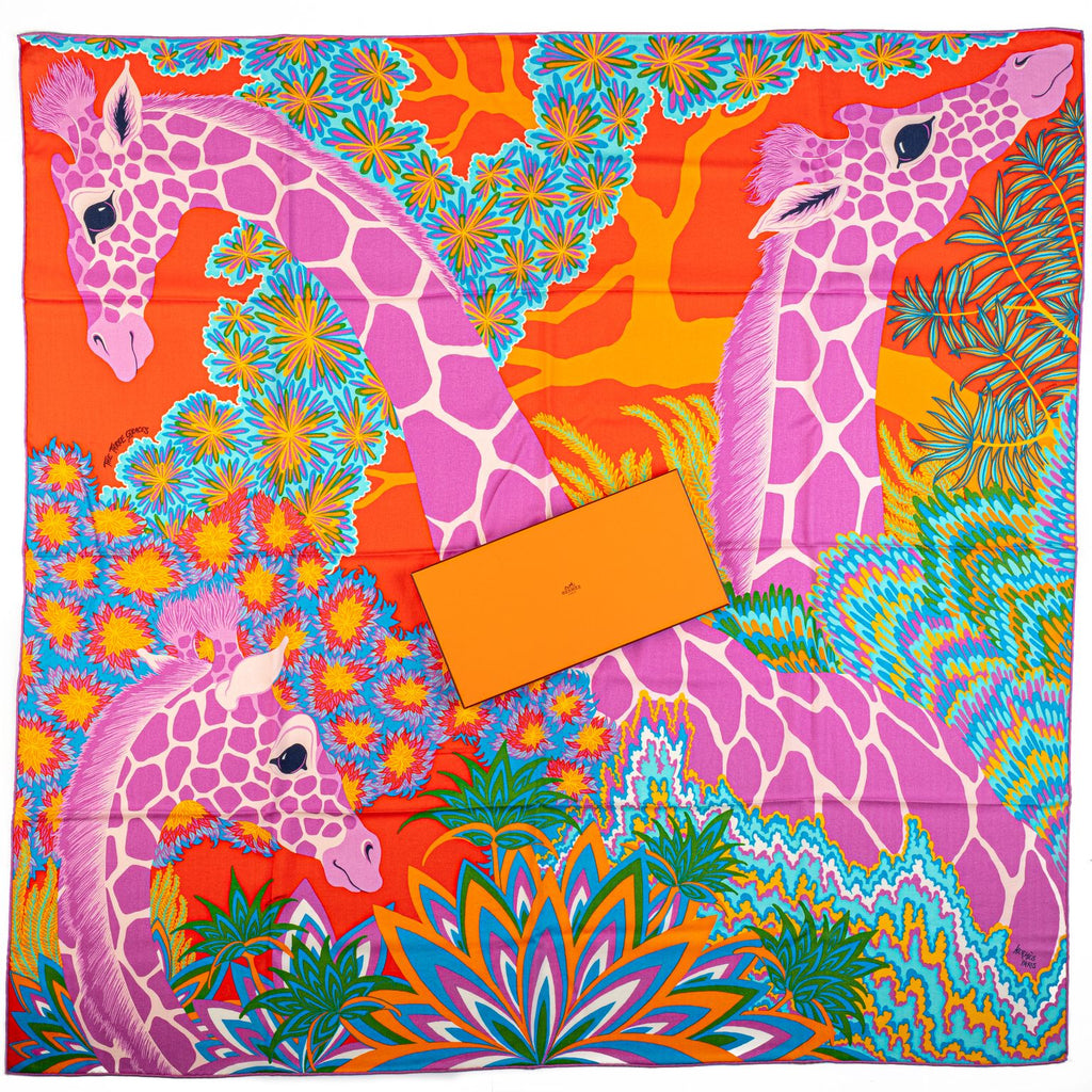 Hermès NIB Pink The three graces Shawl