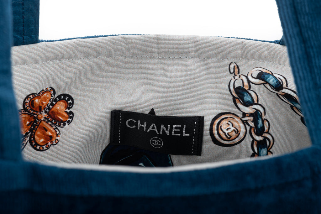 Chanel New Blue Beach Set Icons Design