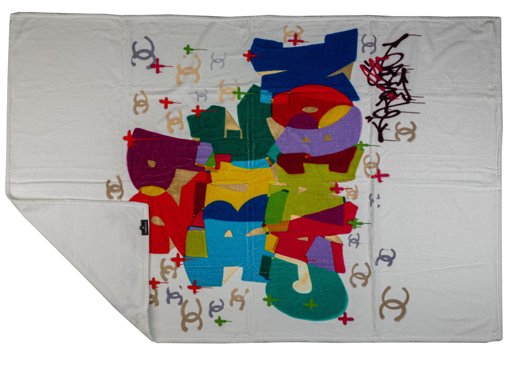 Chanel New White Graffiti Beach Set