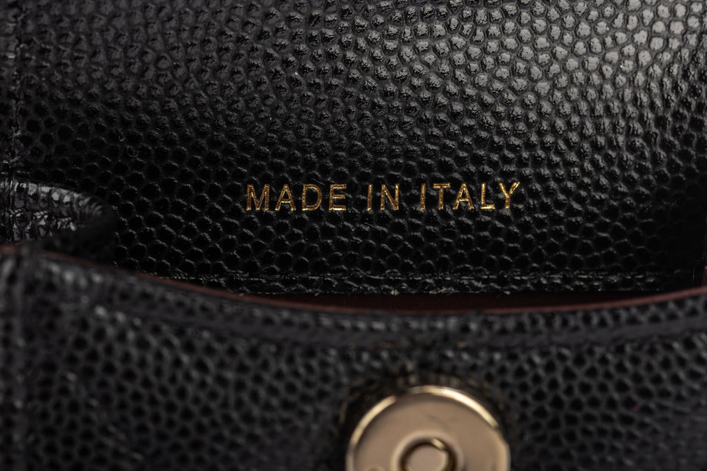 Chanel BNIB Black Caviar Air Pods Case