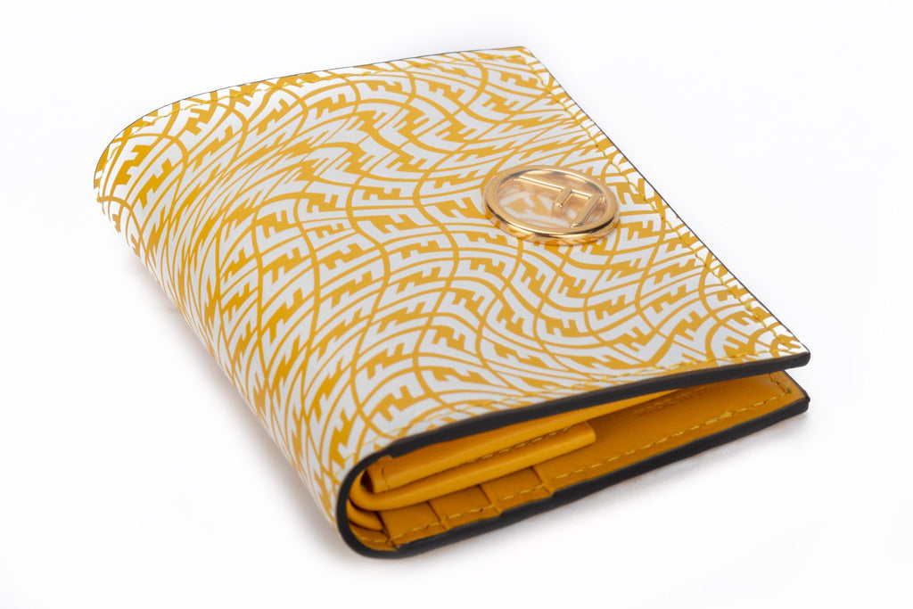 Fendi BNIB Yellow/White Vertigo Wallet