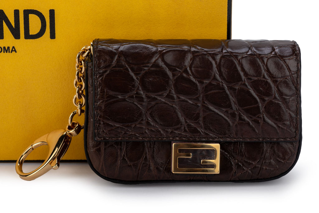 Fendi New Nano Baguette Brown Cayman