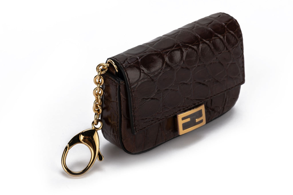 Fendi New Nano Baguette Brown Cayman