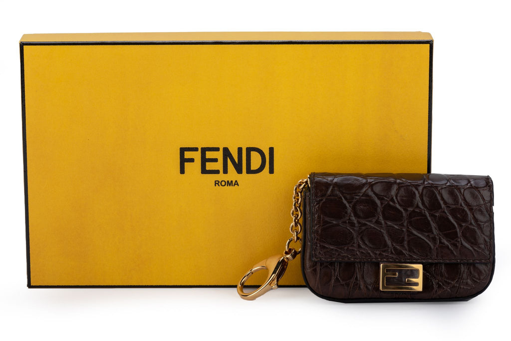 Fendi New Nano Baguette Brown Cayman