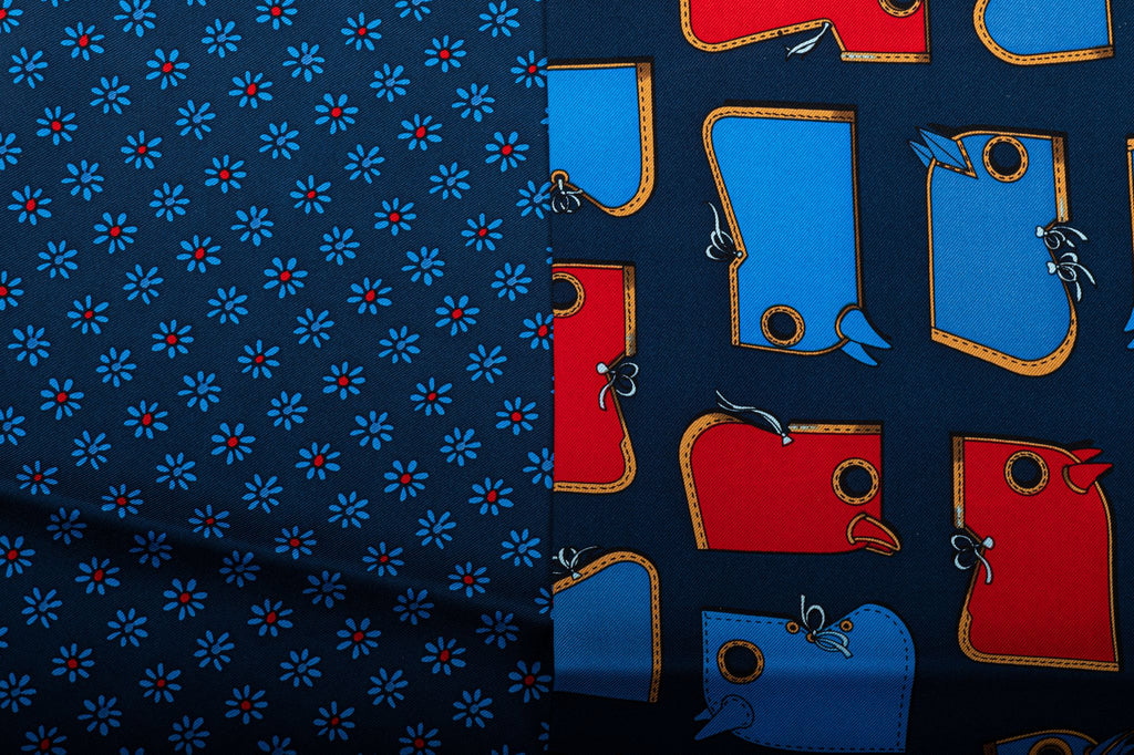 HERMÈS Twilly Camails Blue/Red