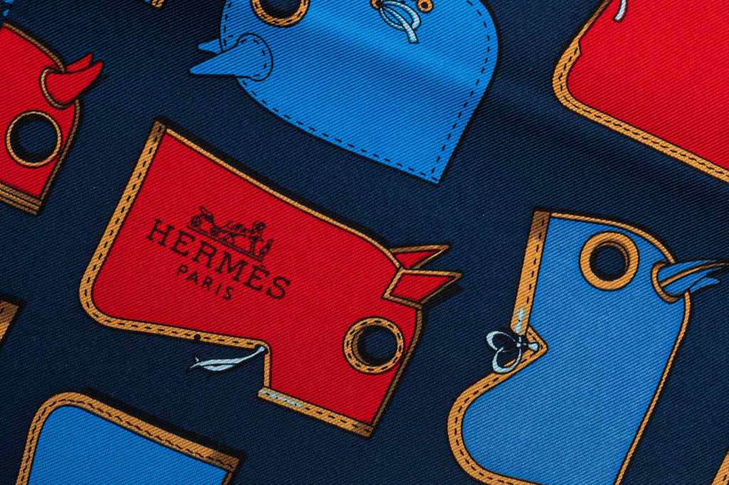 HERMÈS Twilly Camails Blue/Red