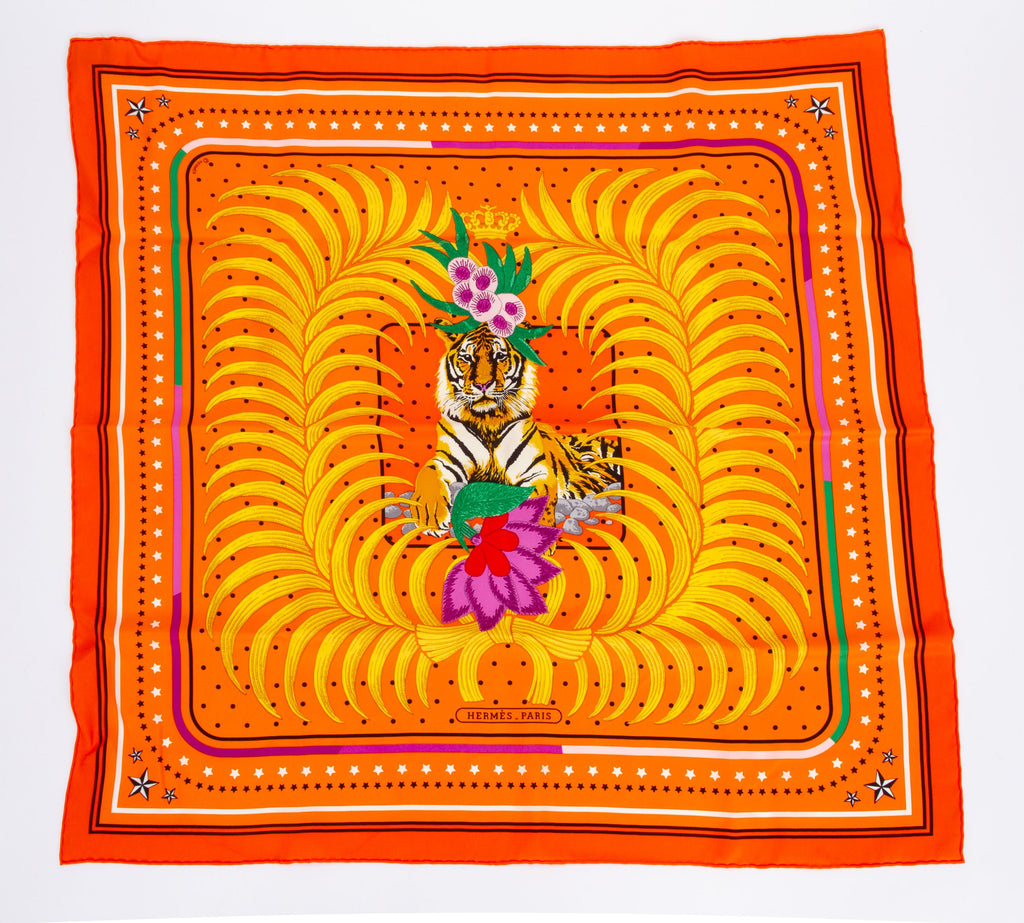 Hermès Tigre Royal Fleuri Scarf