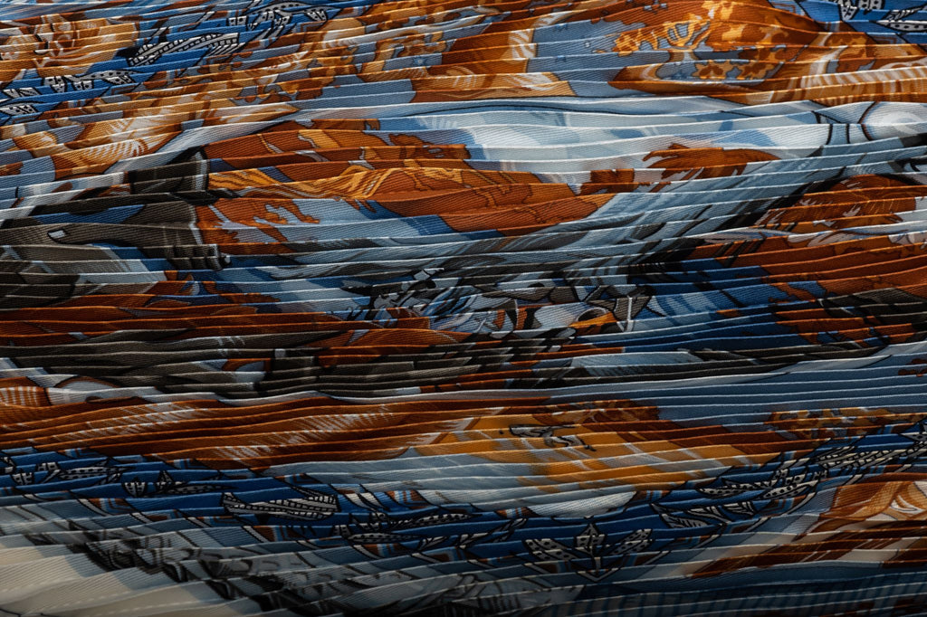 Hermès Au son de tam tam plisse Scarf