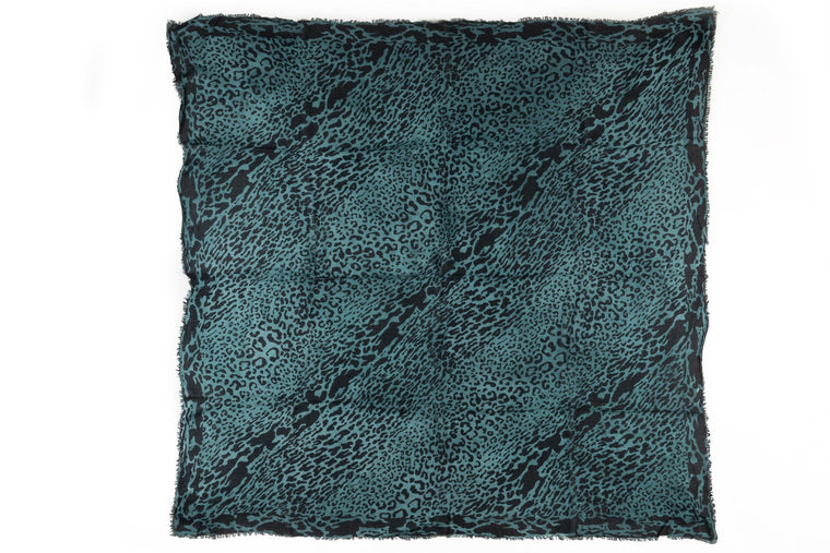 Gucci NWT Teal Black Cheetah Print Shawl