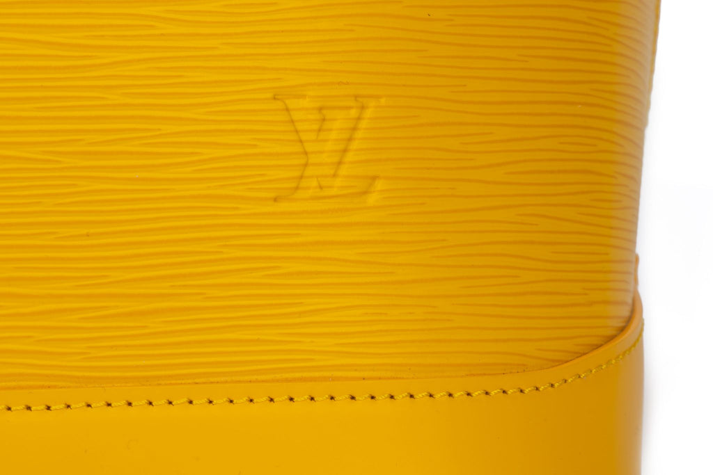 Vuitton XxL Alma Handbag Epi Leather