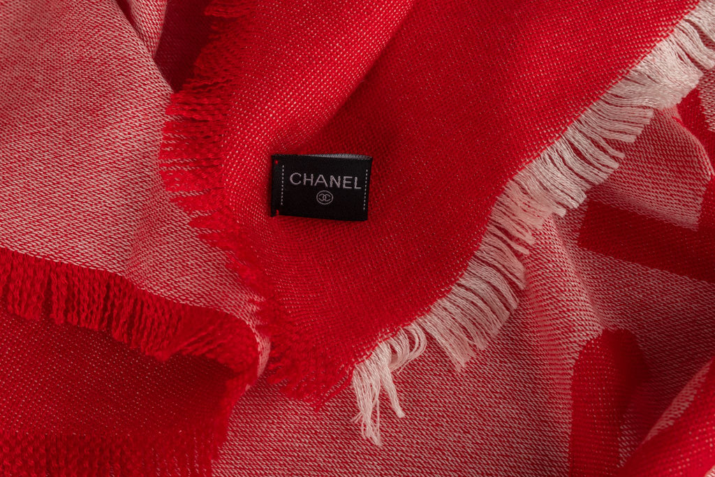 Chanel New Cashmere Shawl in Red