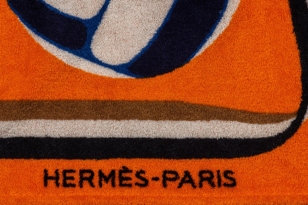 Hermès NIB Orange Beach Towel