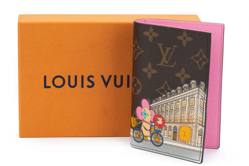 Vuitton Passport Vendome Xmas 22 NIB