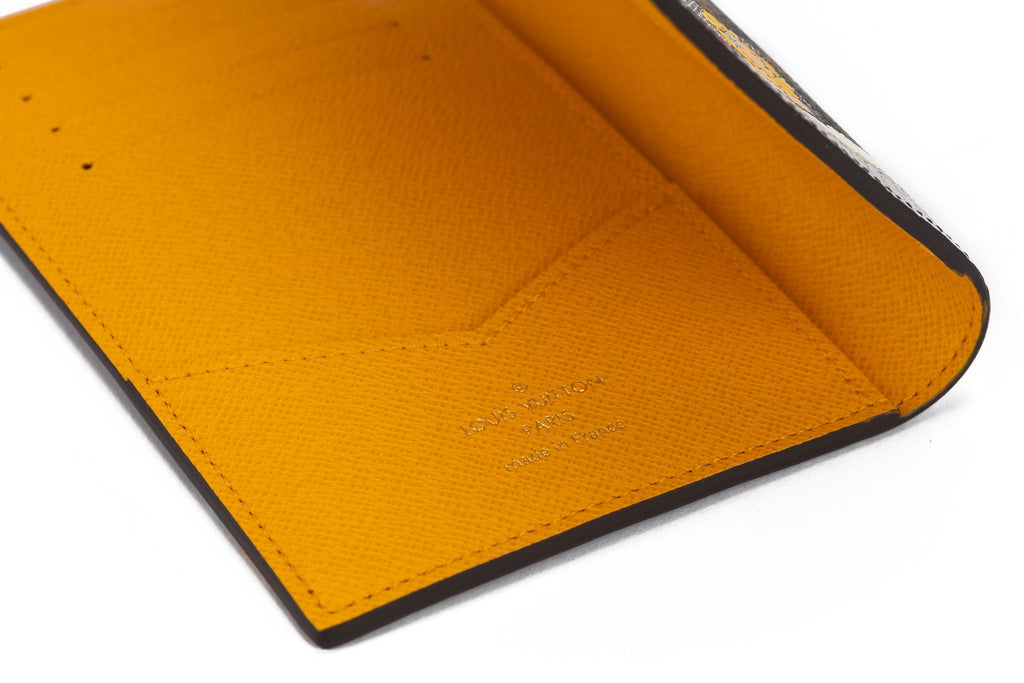 Vuitton Passport Cover  Soho Xmas 22 NIB