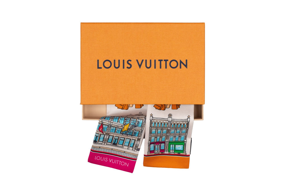 Vuitton Silk Monogram Paris Vivien NIB