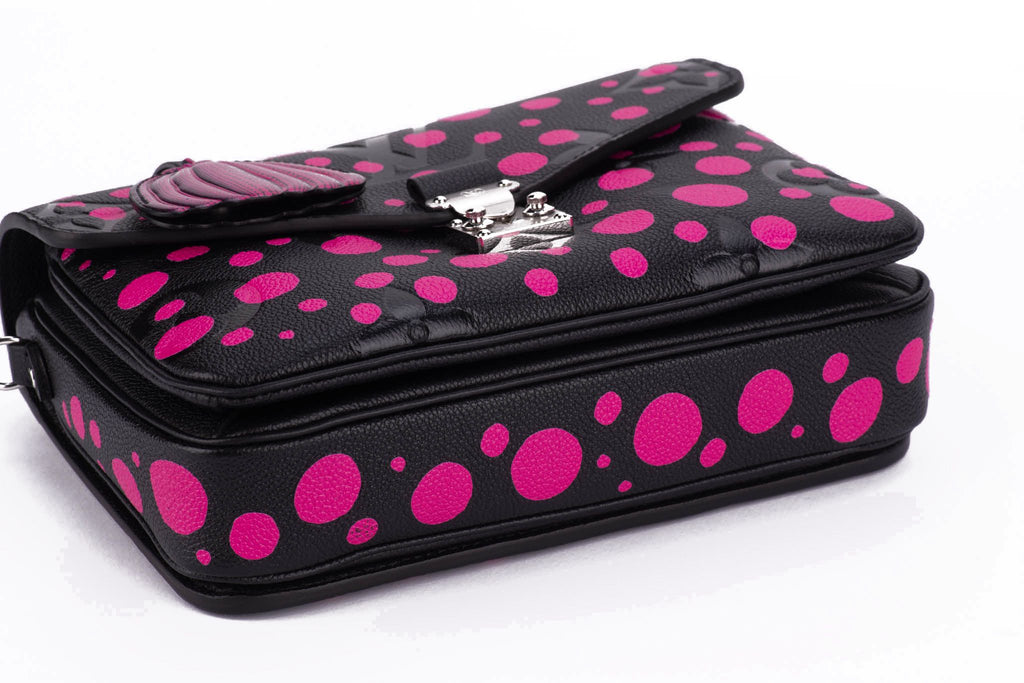 Vuitton BNIB Kusama Métis Black Fuchsia