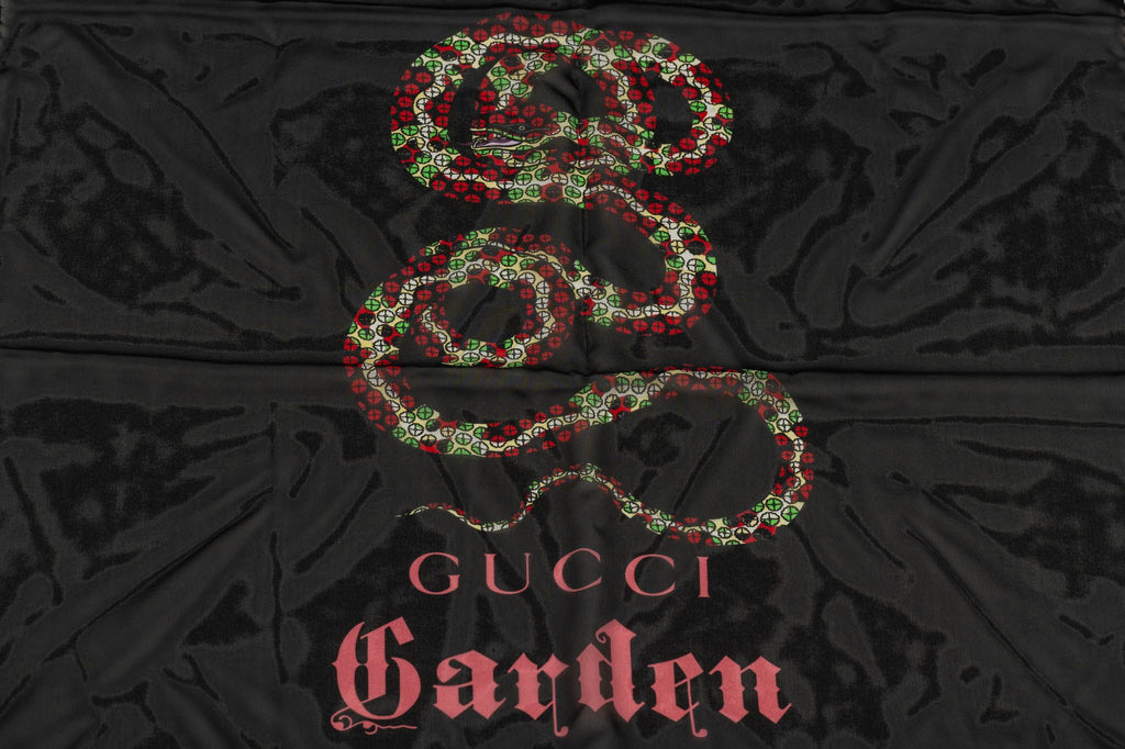 New Gucci Garden Black Scarf With Box