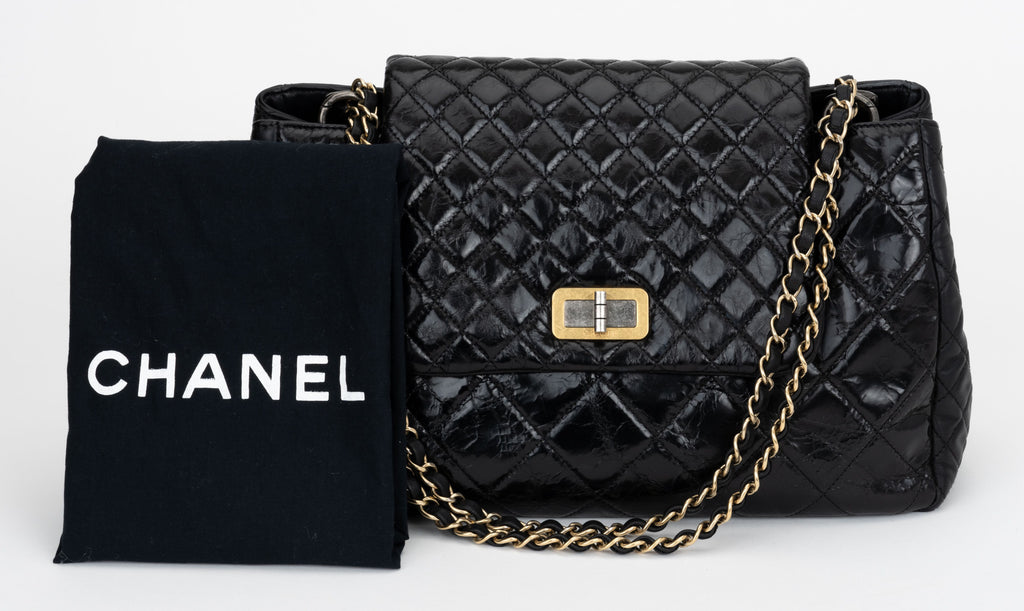Chanel Black 2-Tone Hardware Handbag