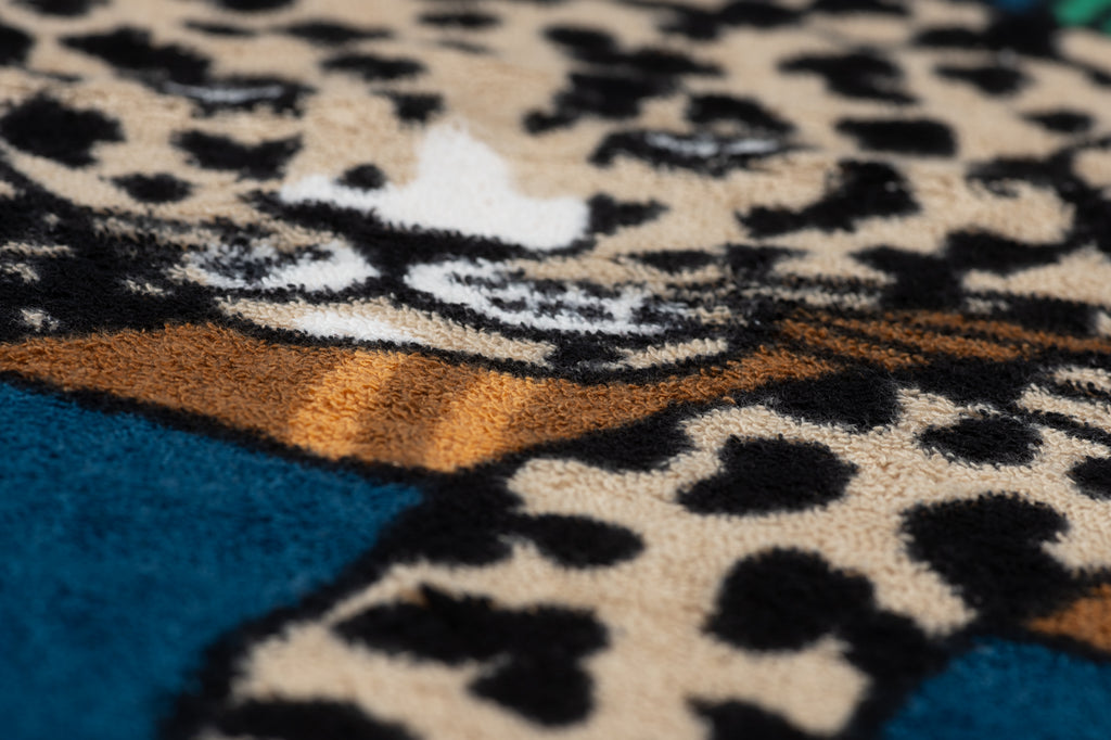 Hermès NIB Celeste Leopard Beach Towel