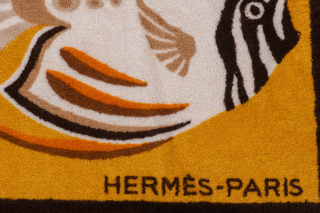 Hermès NIB Yellow Black Fish Beach Towel