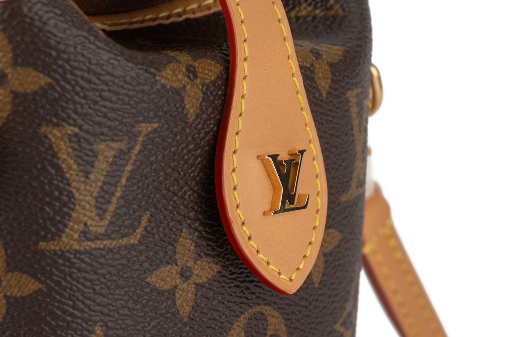 Vuitton New Monogram Fold Me Cross Body