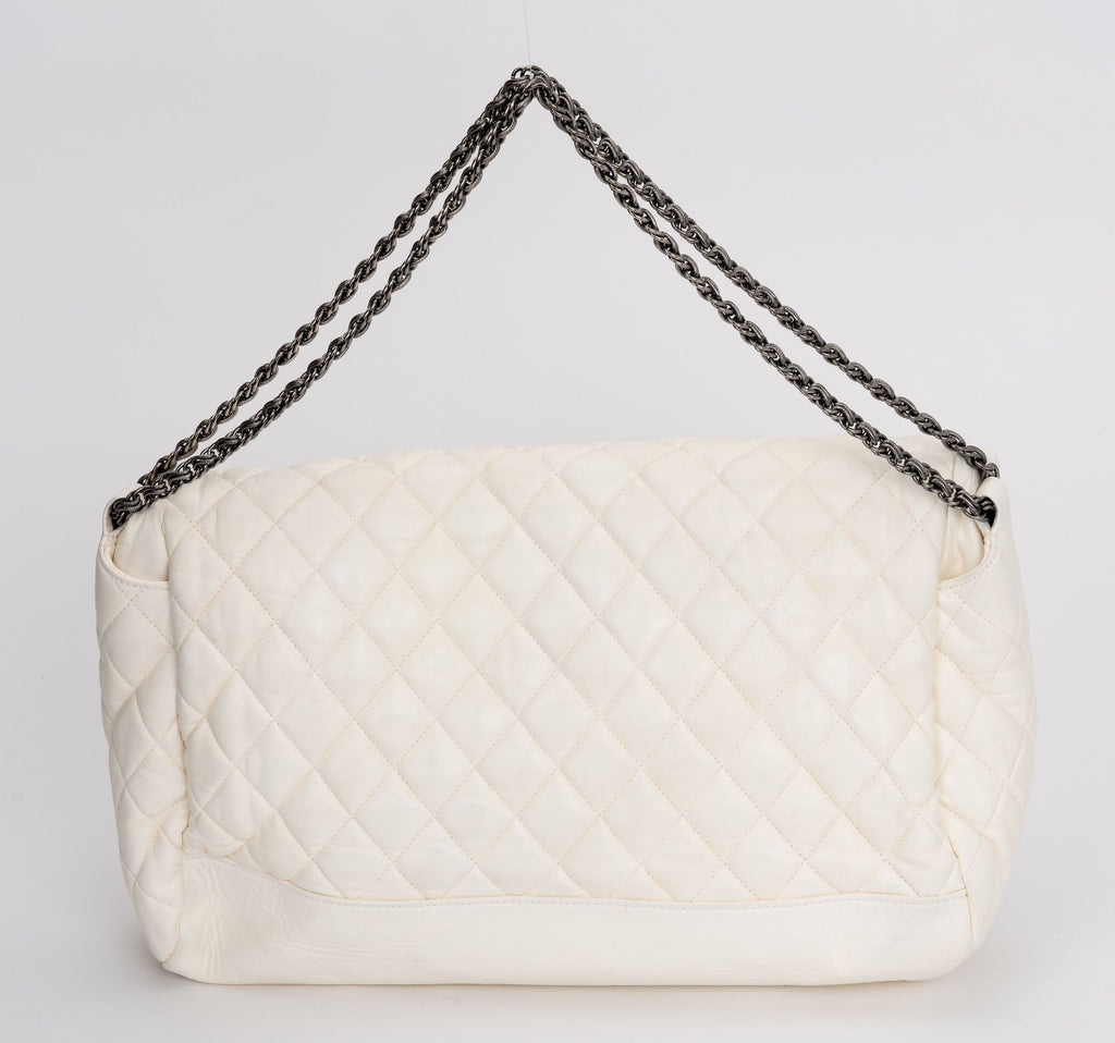 Chanel White Moscow Quilted Shoulder Bag