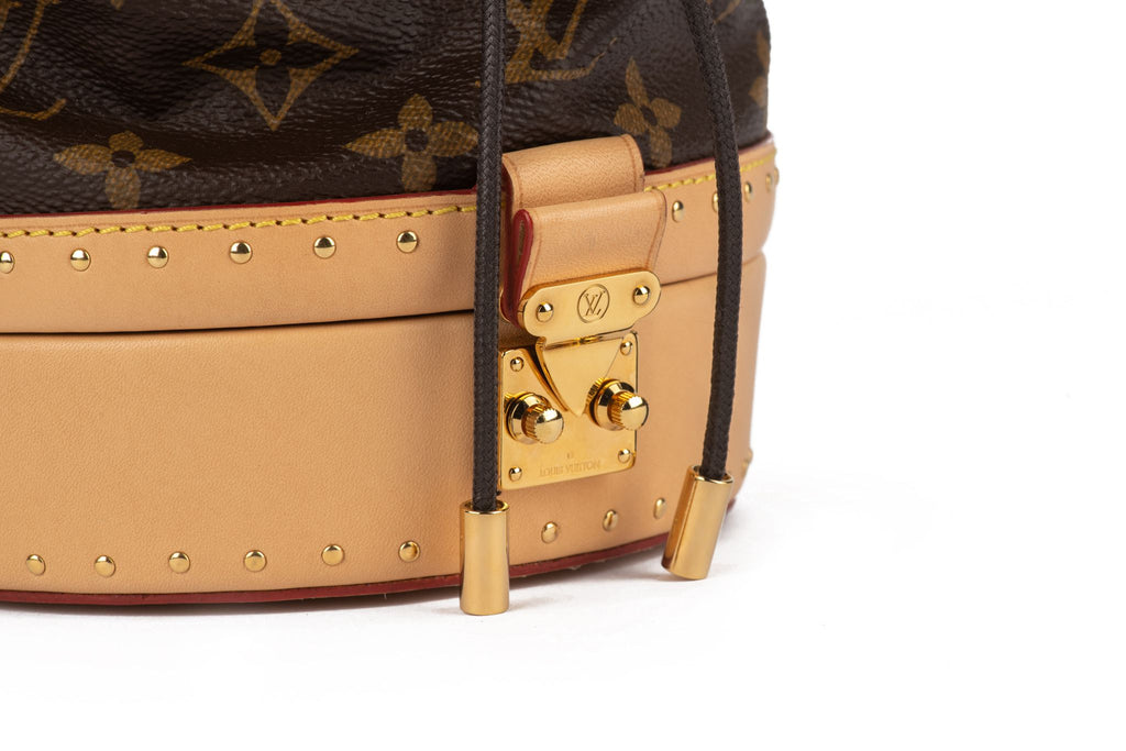 Louis Vuitton Petit Noe Trunk Bag