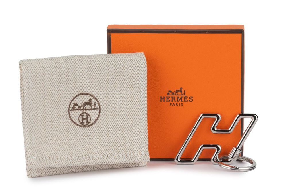 Hermès Steel H Keychain New In Box