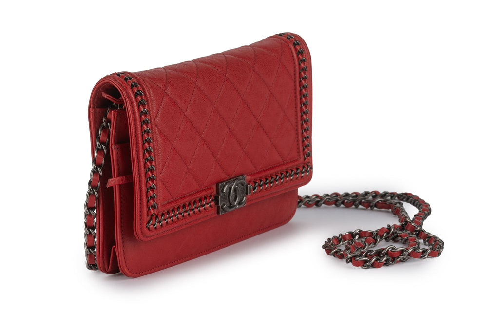 Chanel Chain Around Boy Wallet On Chain