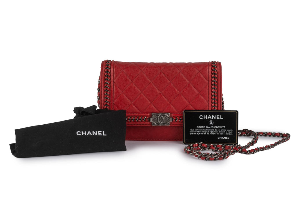 Chanel Chain Around Boy Wallet On Chain