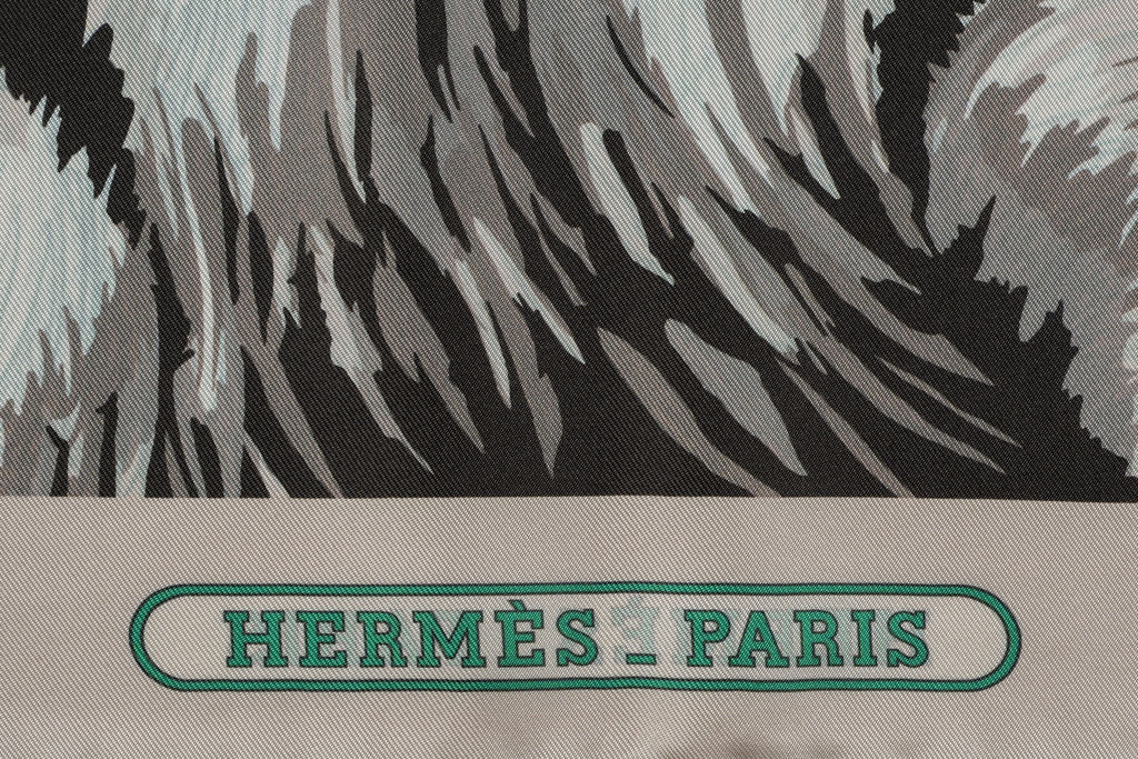 Hermès "Tigre Royal" Double Face Scarf