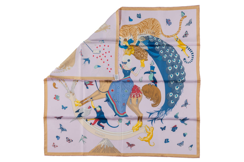 Hermès New  Beige "Story" Scarf