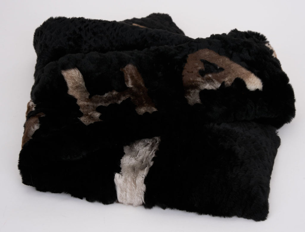 Chanel New Chincilla Orylag Fur CC Scarf